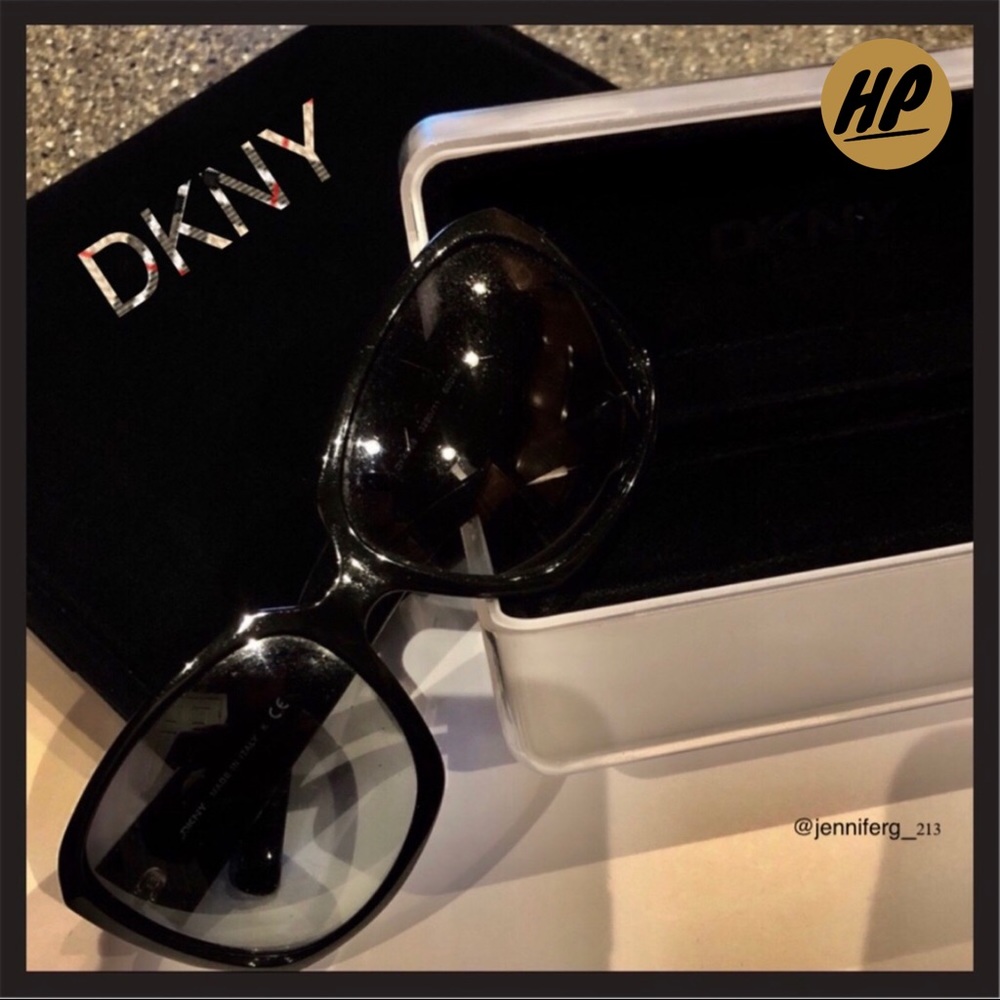 DKNY SIGNATURE CHIC SQUARE SUNGLASSES w/CASE GUC - Picture 1 of 7